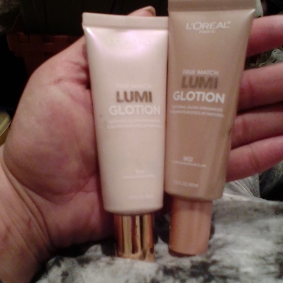 Makeup products - Picture 4 of 4